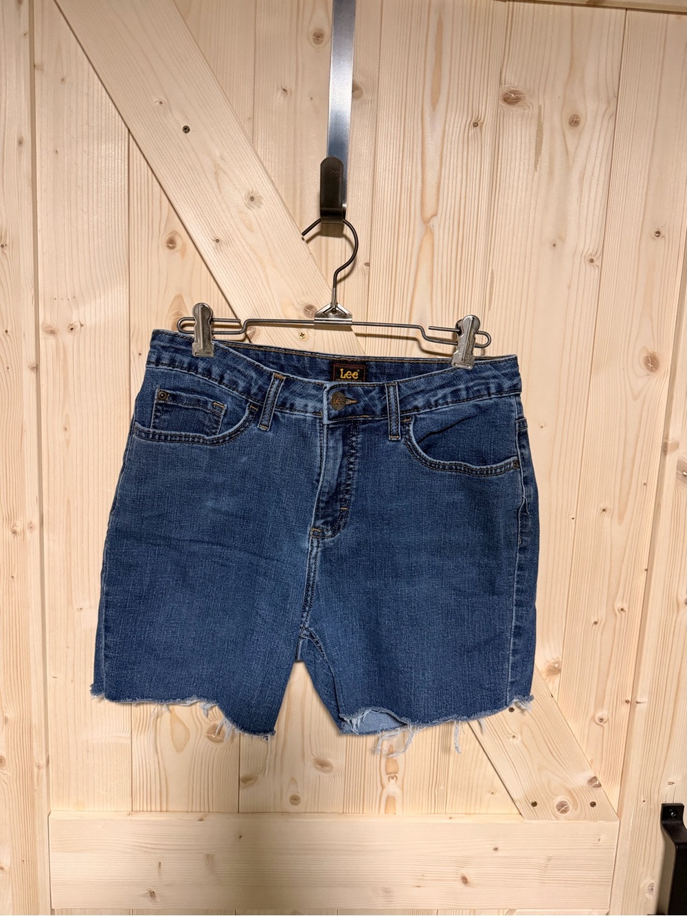 Lee Women's Medium Blue Raw Hem Denim Shorts
